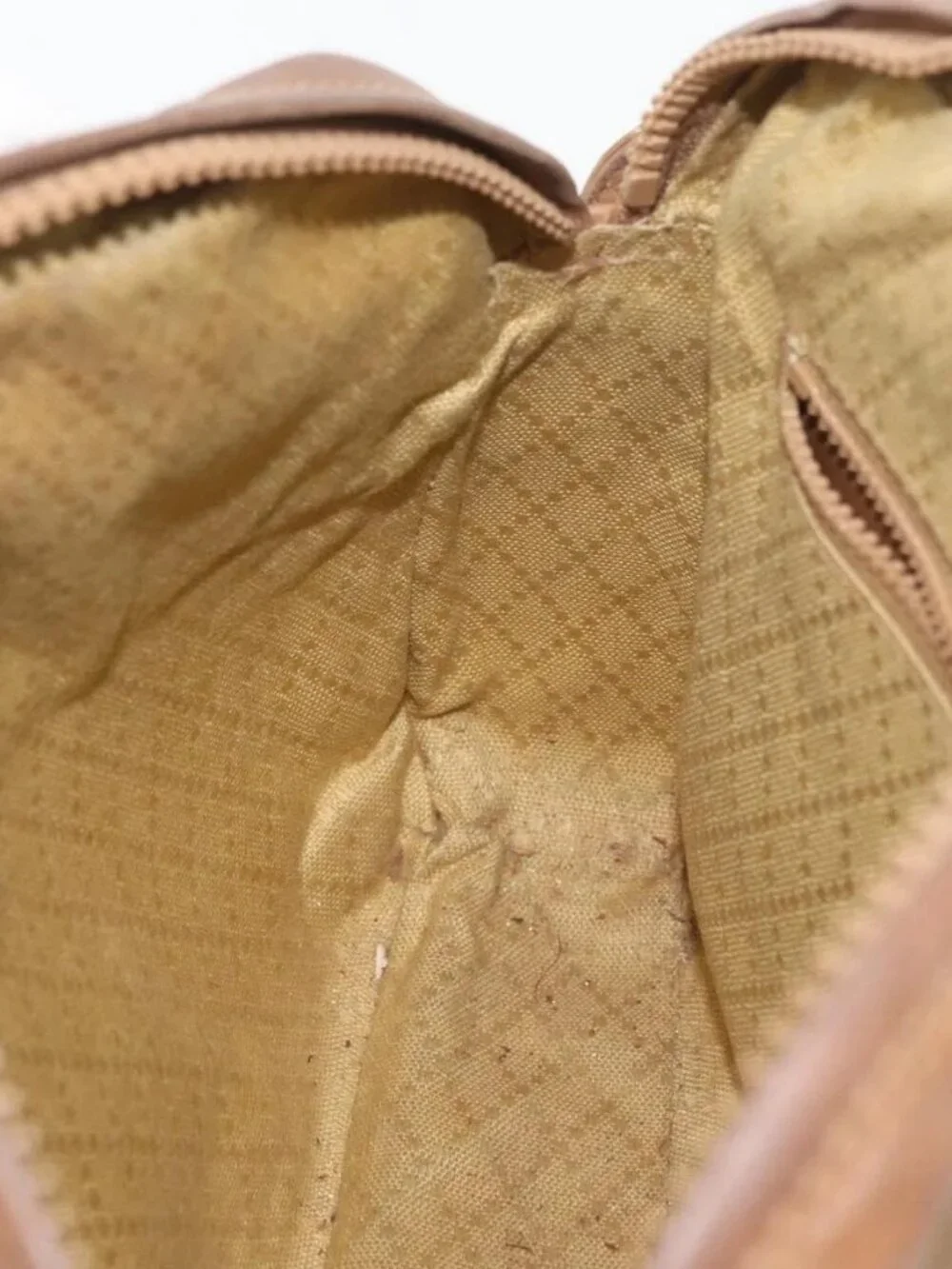 GUCCI Micro GG Supreme Shoulder Bag PVC Beige Gold Auth 175309
